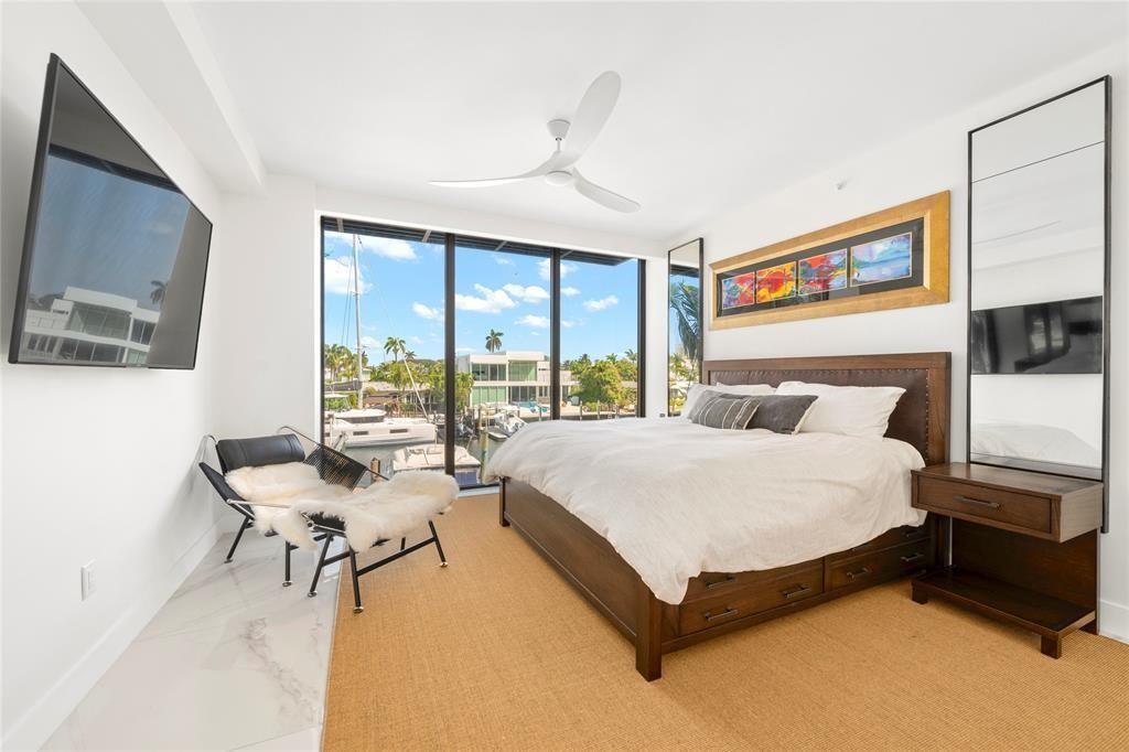 HARBORS EDGE CONDO - Residential