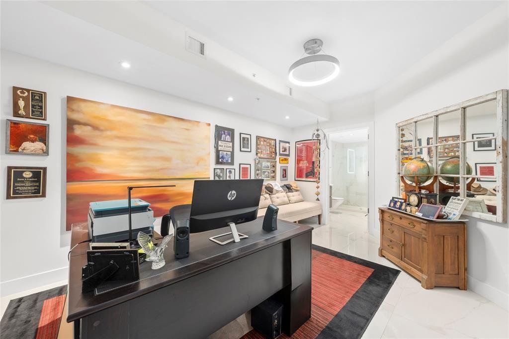 HARBORS EDGE CONDO - Residential