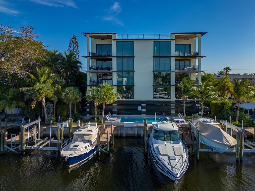 HARBORS EDGE CONDO - Residential