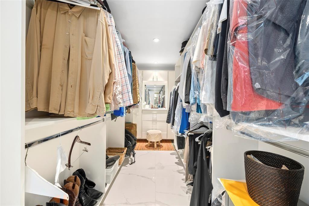 HARBORS EDGE CONDO - Residential