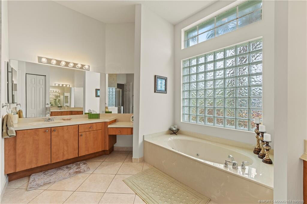 Magnolia Lakes - Residential