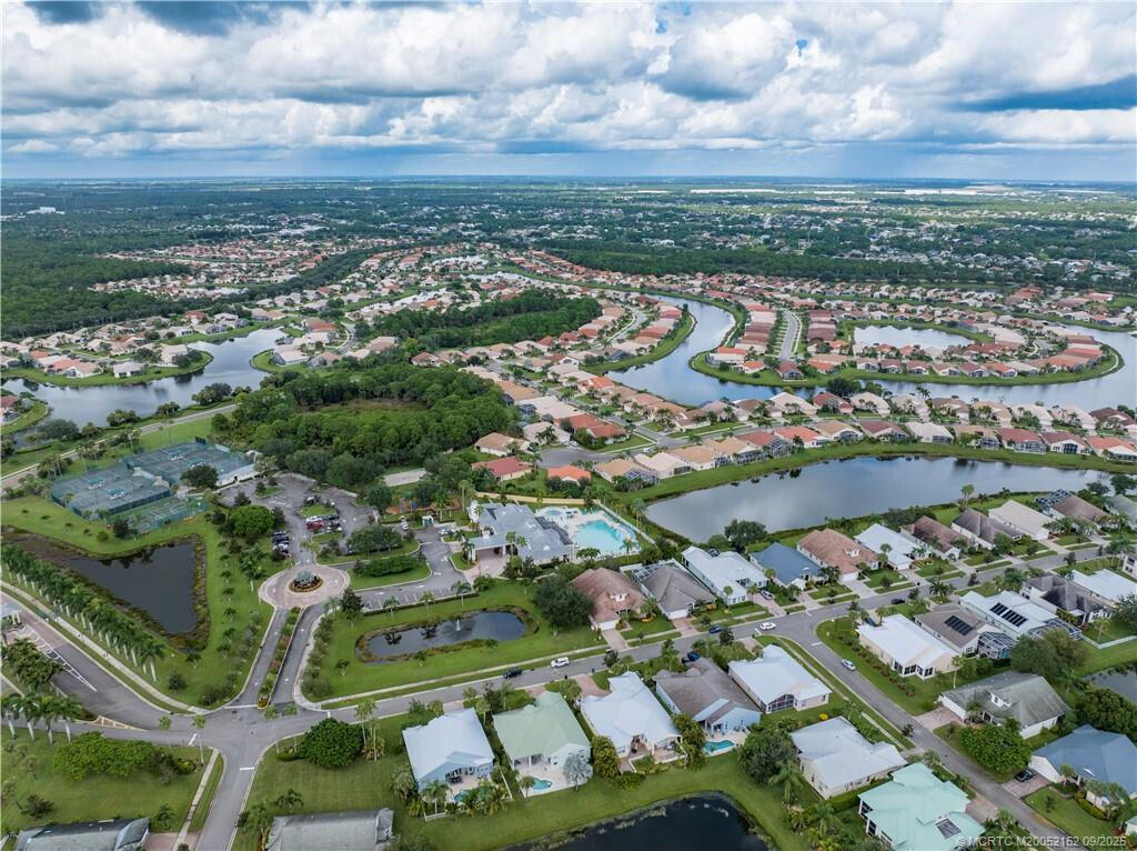 Magnolia Lakes - Residential