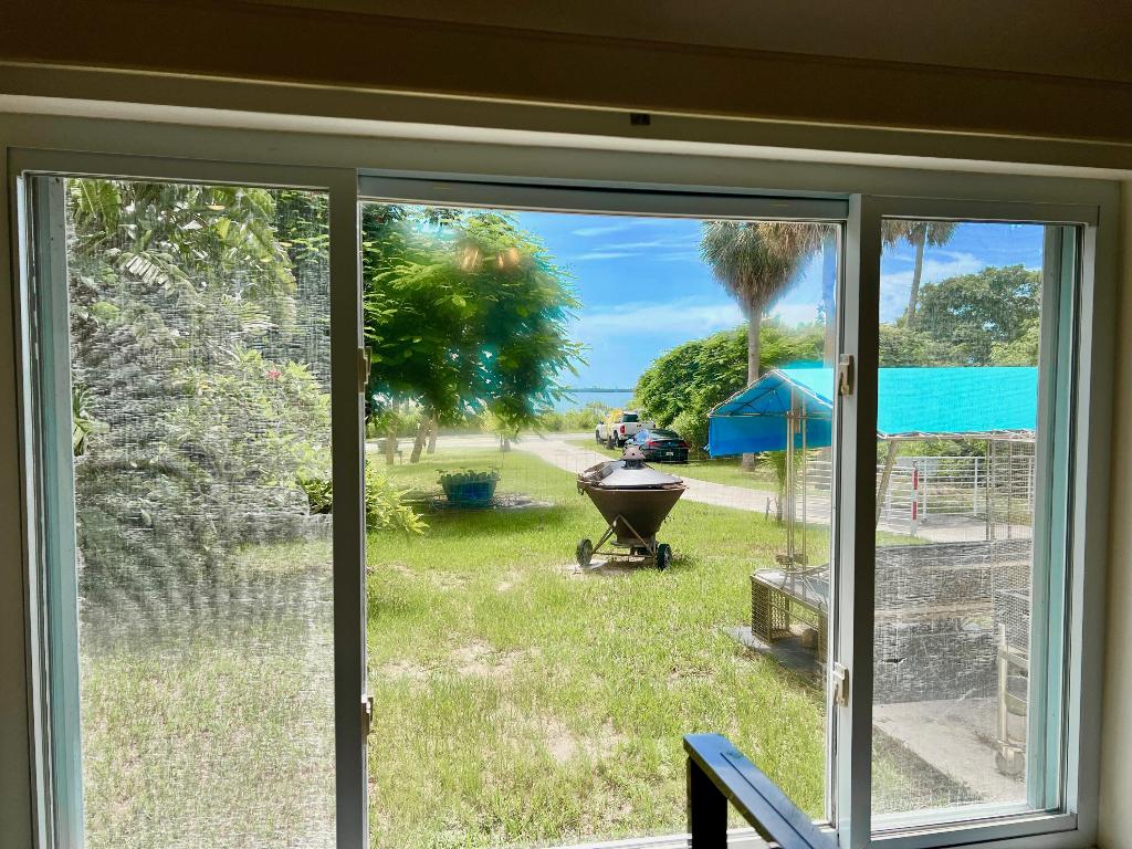 METES AND BOUNDS - Residential