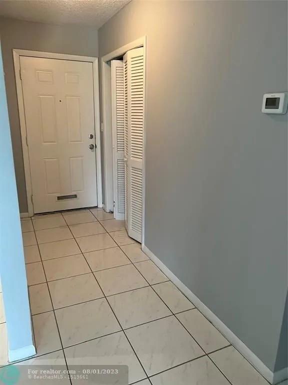 RAMBLEWOOD EAST CONDO - Residential