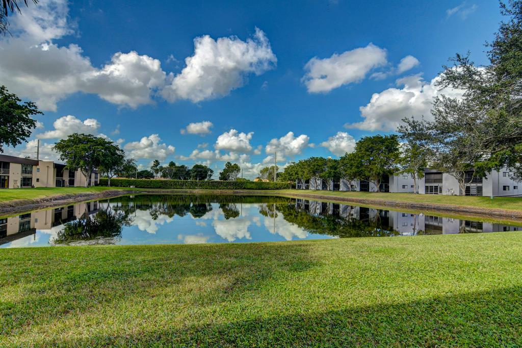 LAKES OF DELRAY - Residential