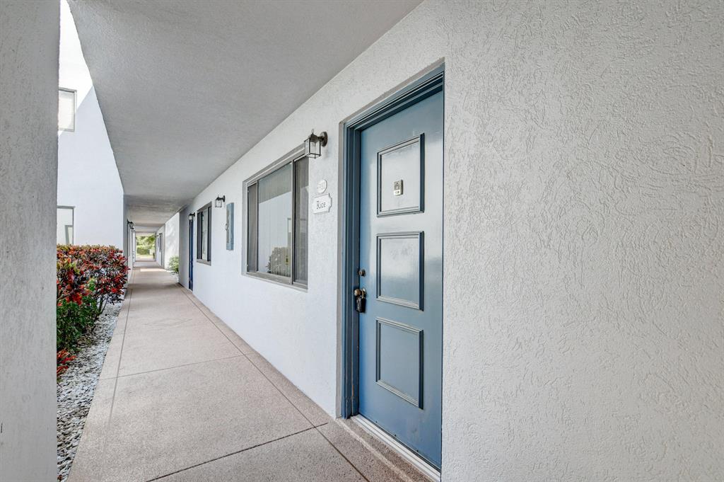 LAKES OF DELRAY - Residential