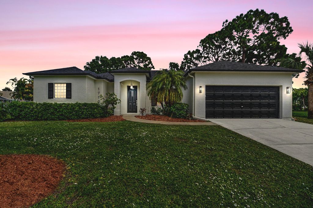 Photo of 1712 Shakespeare Street, Sebastian, FL 32958 (MLS # R11137278)