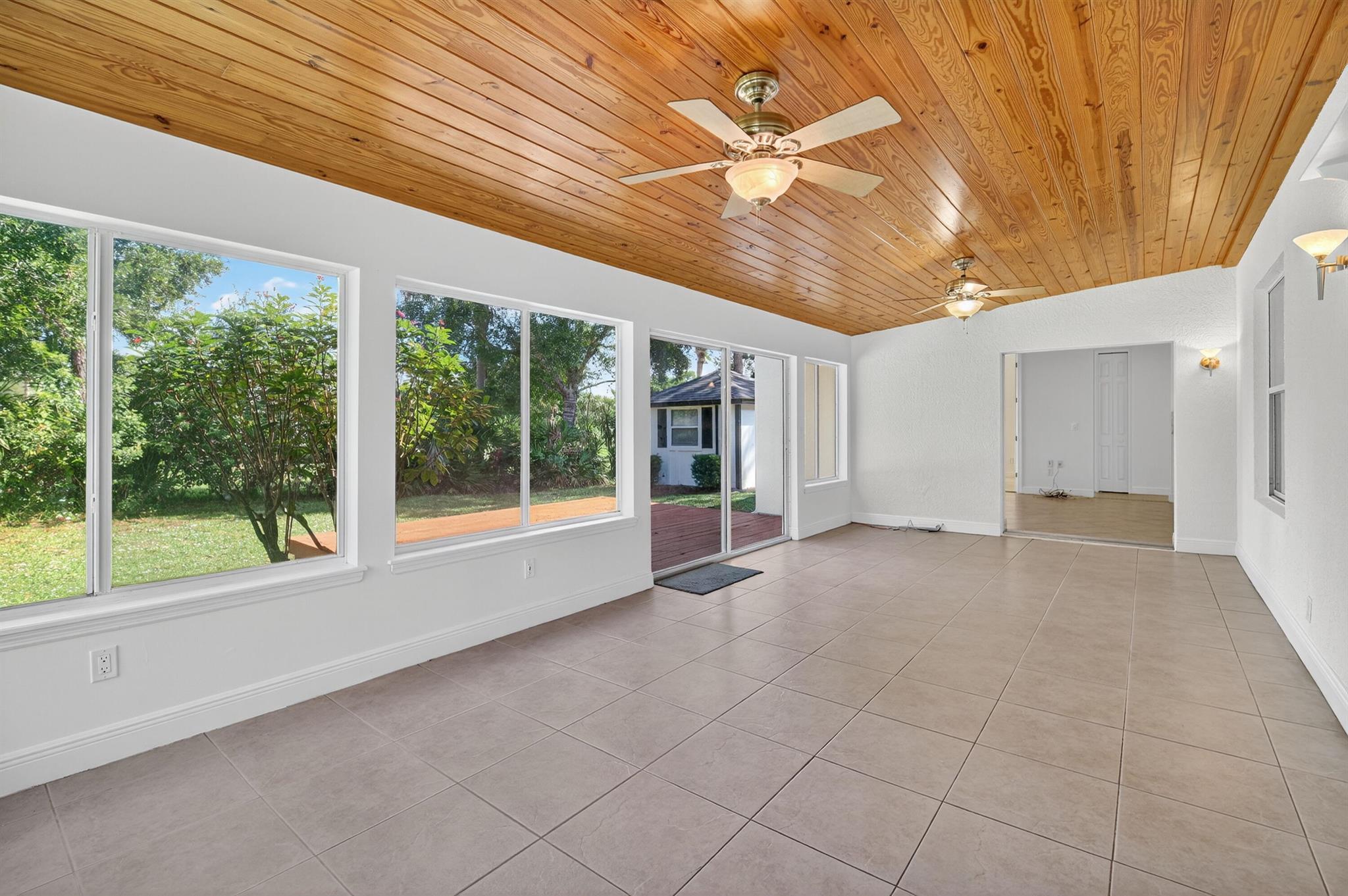 SEBASTIAN HIGHLANDS UNIT - Residential