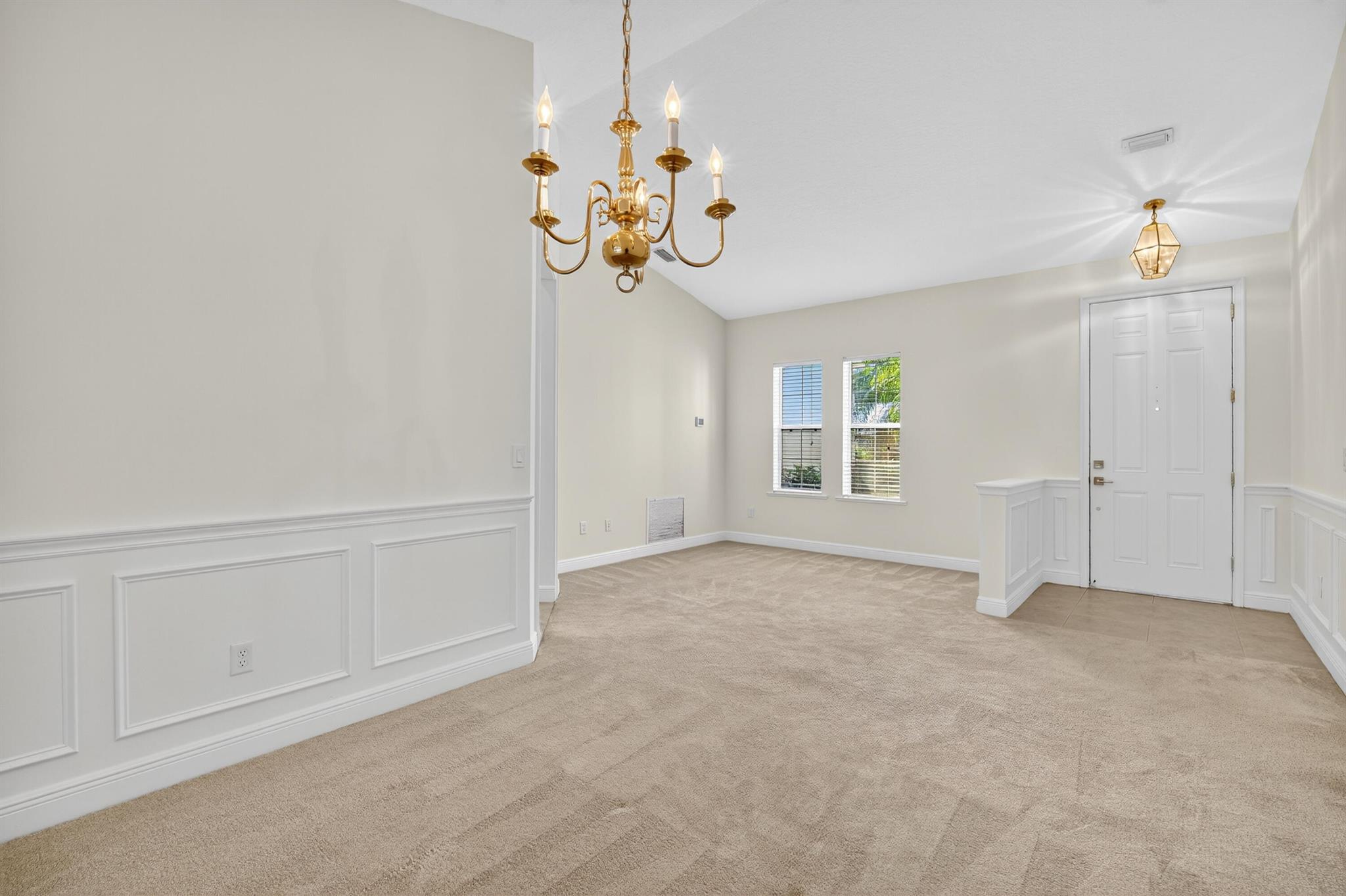 1712 Shakespeare Street