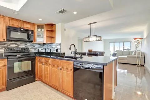2901 Victoria Cir Unit G4, Coconut Creek, FL MLS: F10503248
