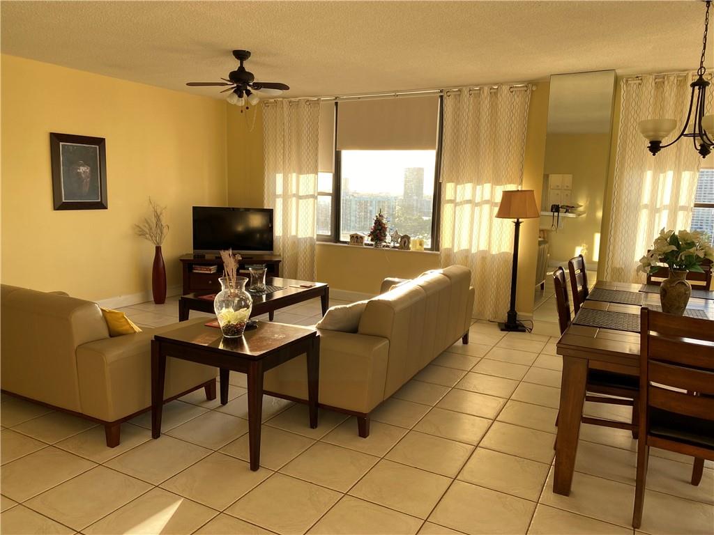 Alexander Towers - Residential