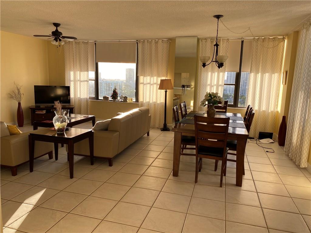 Alexander Towers - Residential