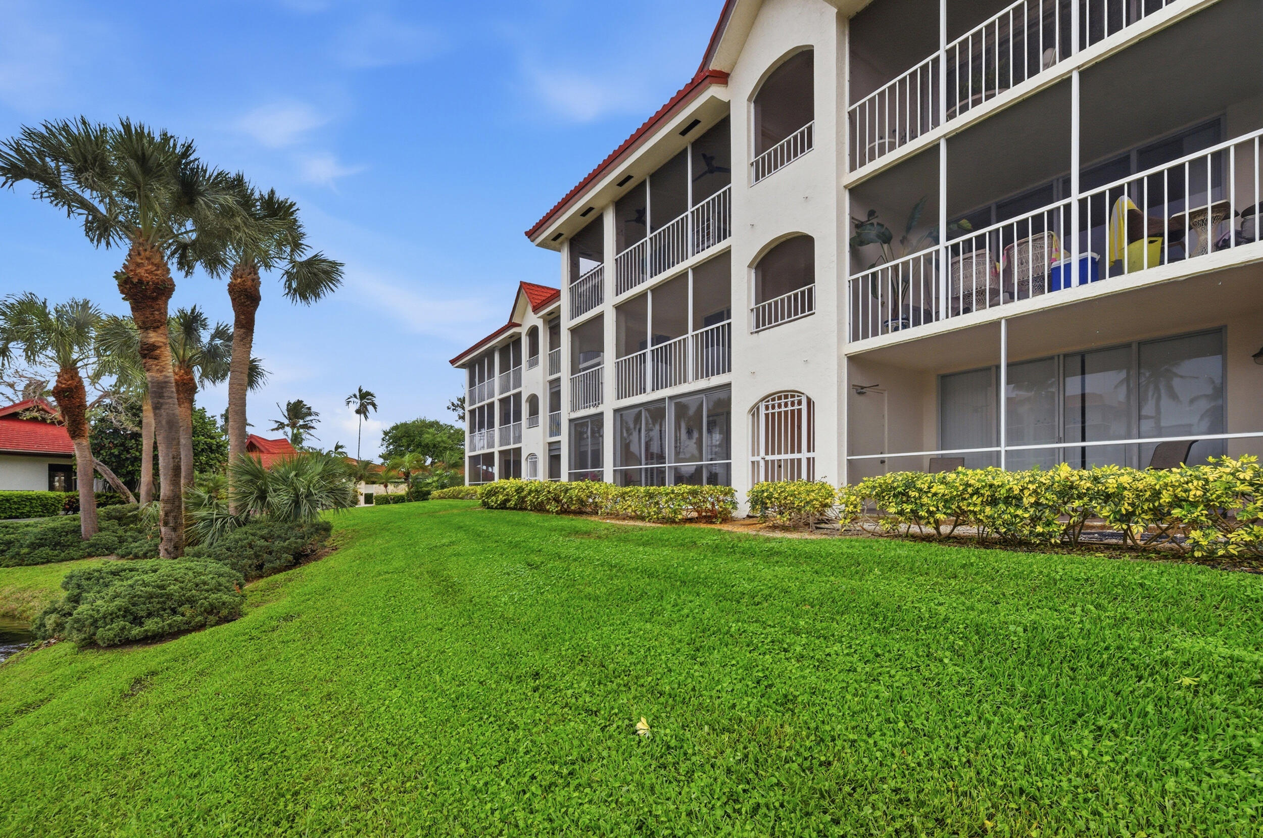 HALF MOON BAY CONDO - Residential