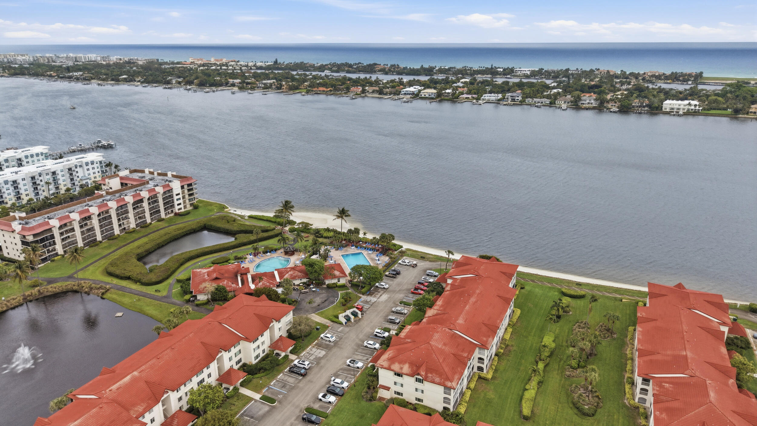 HALF MOON BAY CONDO - Residential