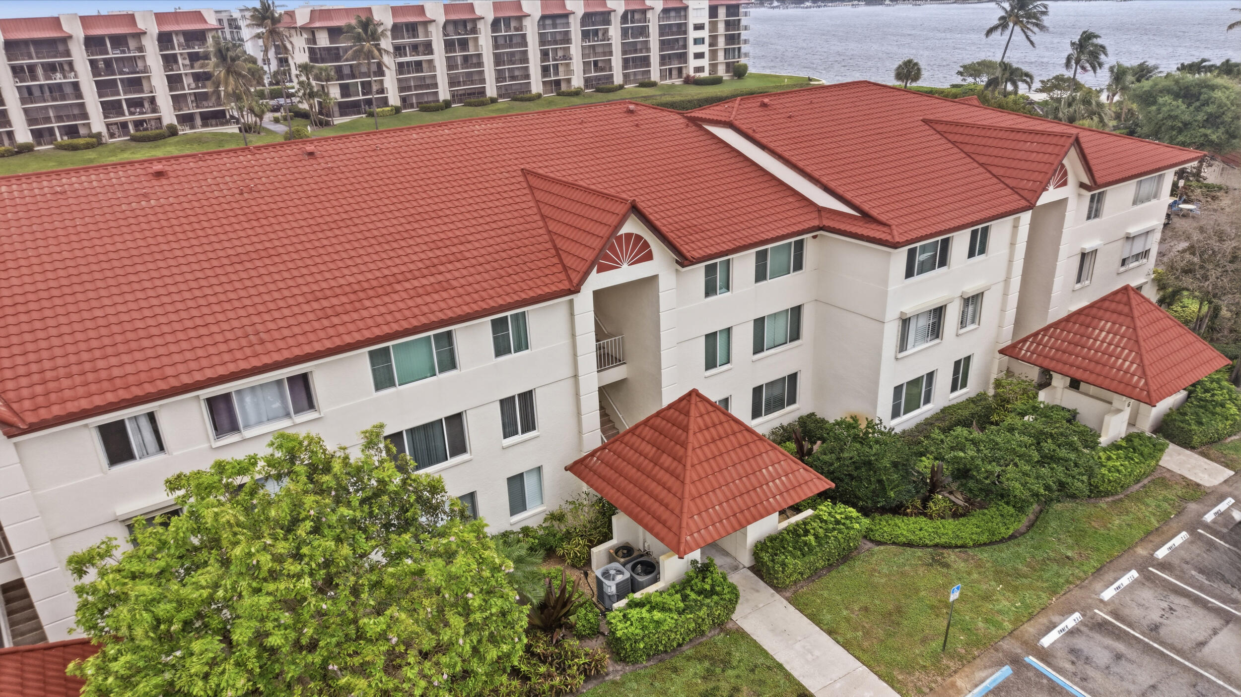 HALF MOON BAY CONDO - Residential