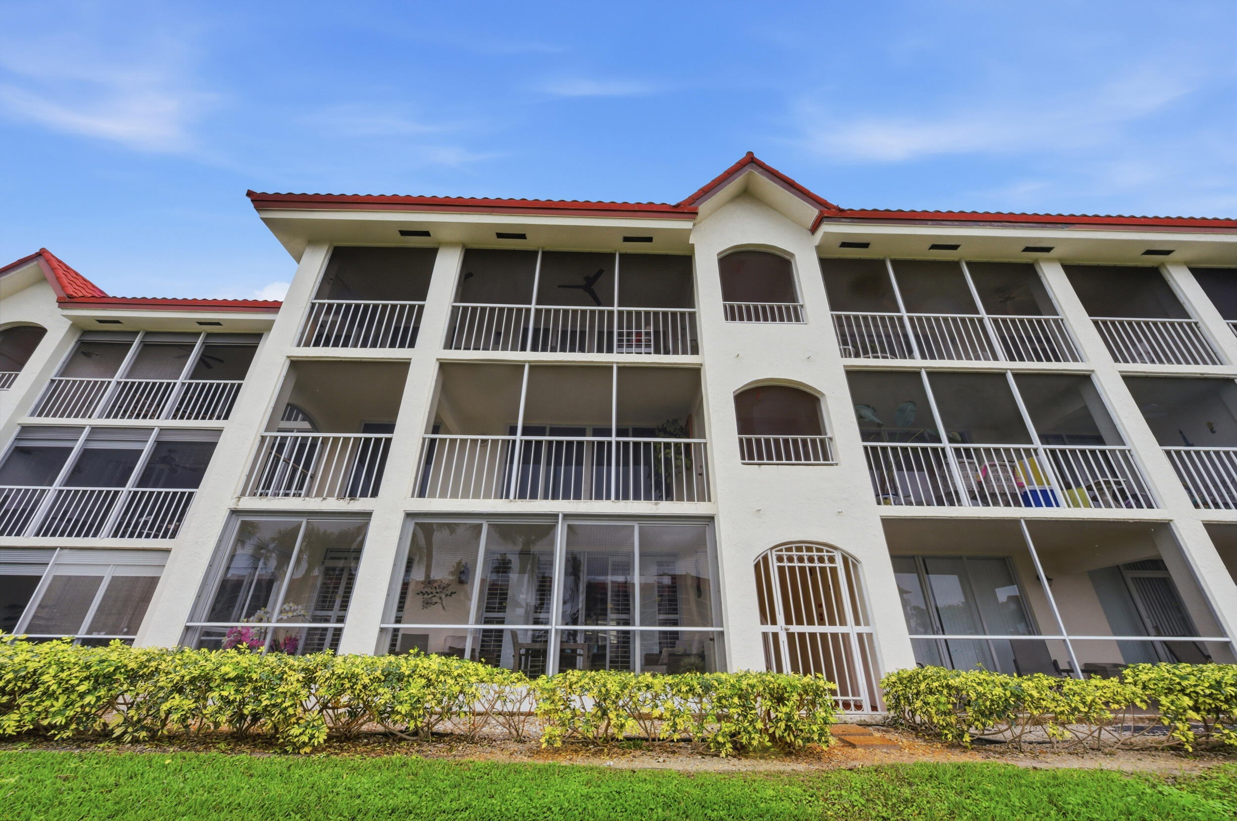 HALF MOON BAY CONDO - Residential