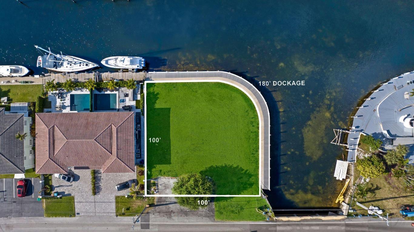 VENETIAN ISLES 1ST SEC - Land