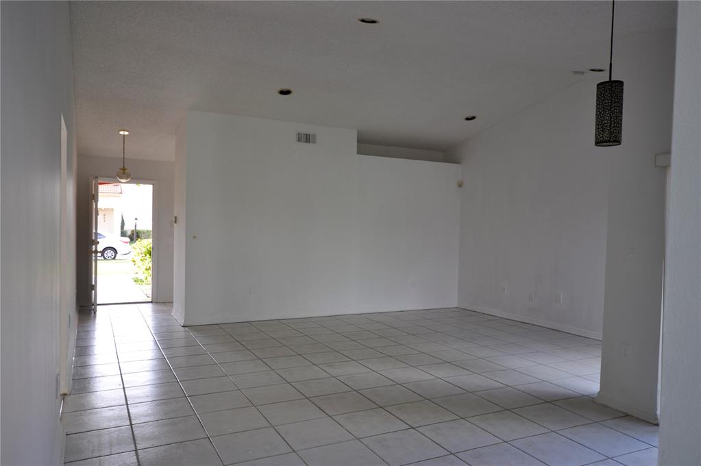 Lago Mar South Add 02 - Residential Lease