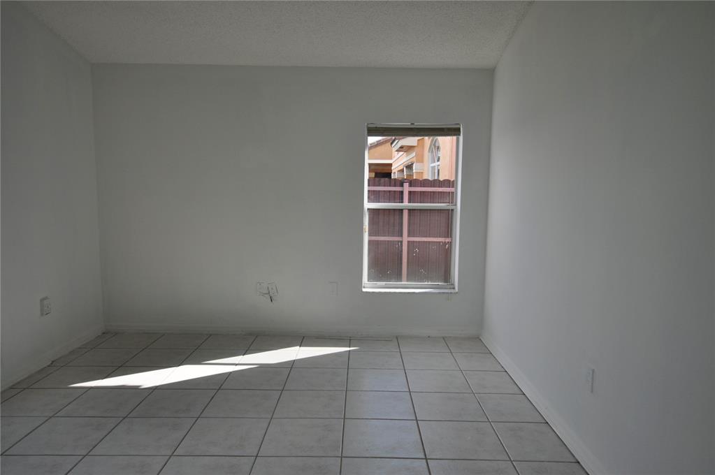 Lago Mar South Add 02 - Residential Lease