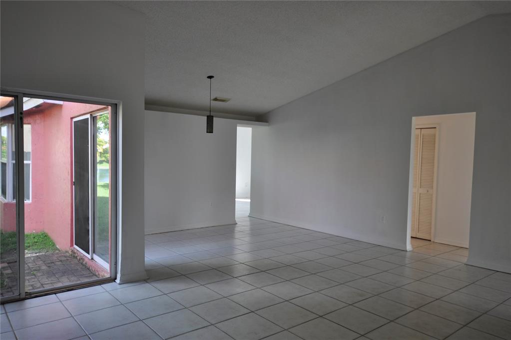 Lago Mar South Add 02 - Residential Lease