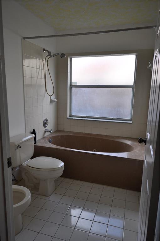 Lago Mar South Add 02 - Residential Lease