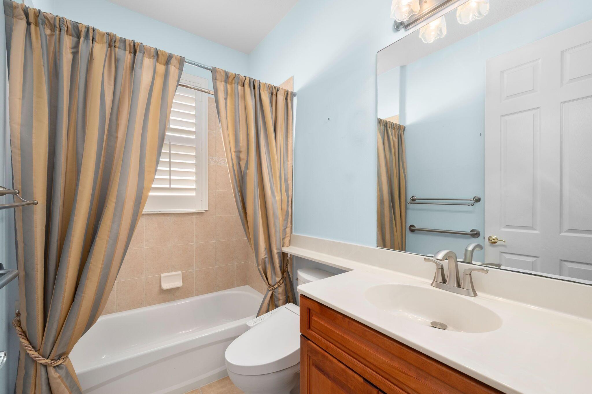 CASCADES AT ST LUCIE WEST - Residential