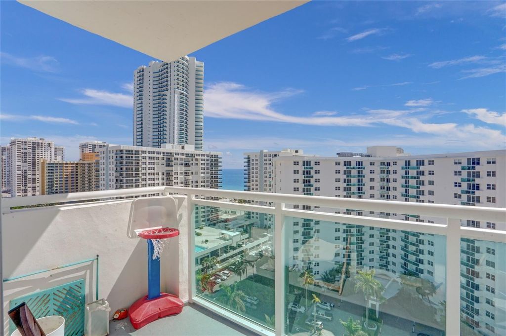 Photo of 3000 S Ocean Drive #1510, Hollywood, FL 33019 (MLS # F10434702)