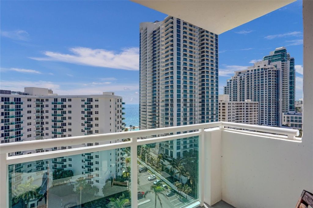 Photo of 3000 S Ocean Drive #1510, Hollywood, FL 33019 (MLS # F10434702)