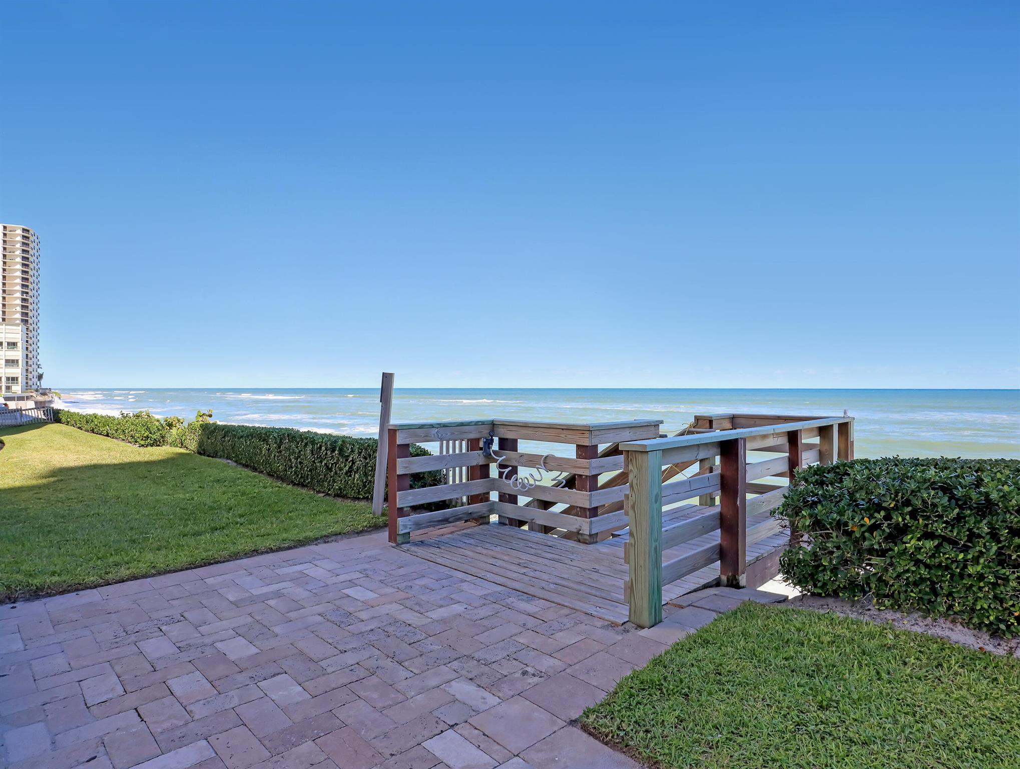 EASTPOINTE CONDO - Residential