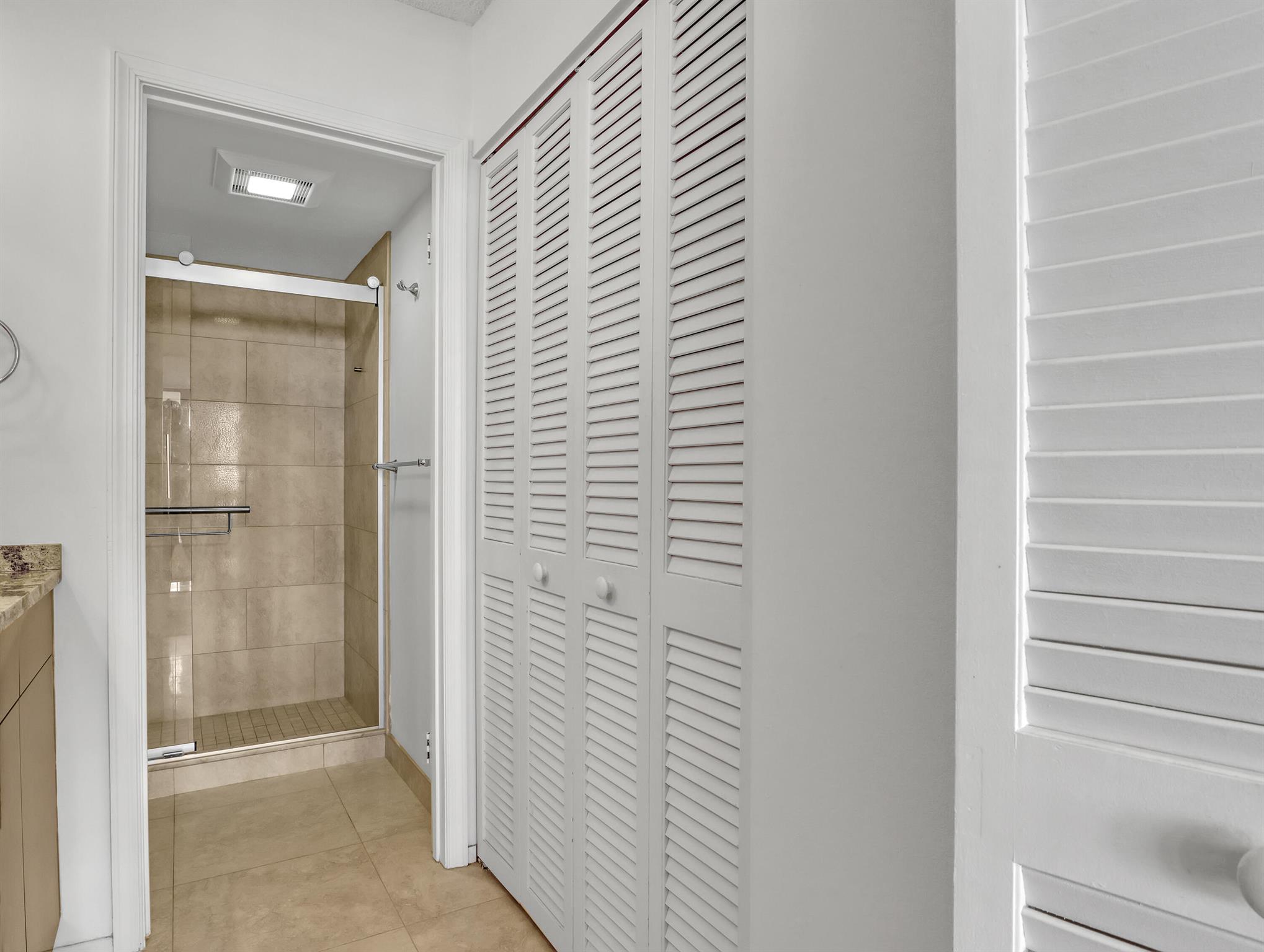 EASTPOINTE CONDO - Residential