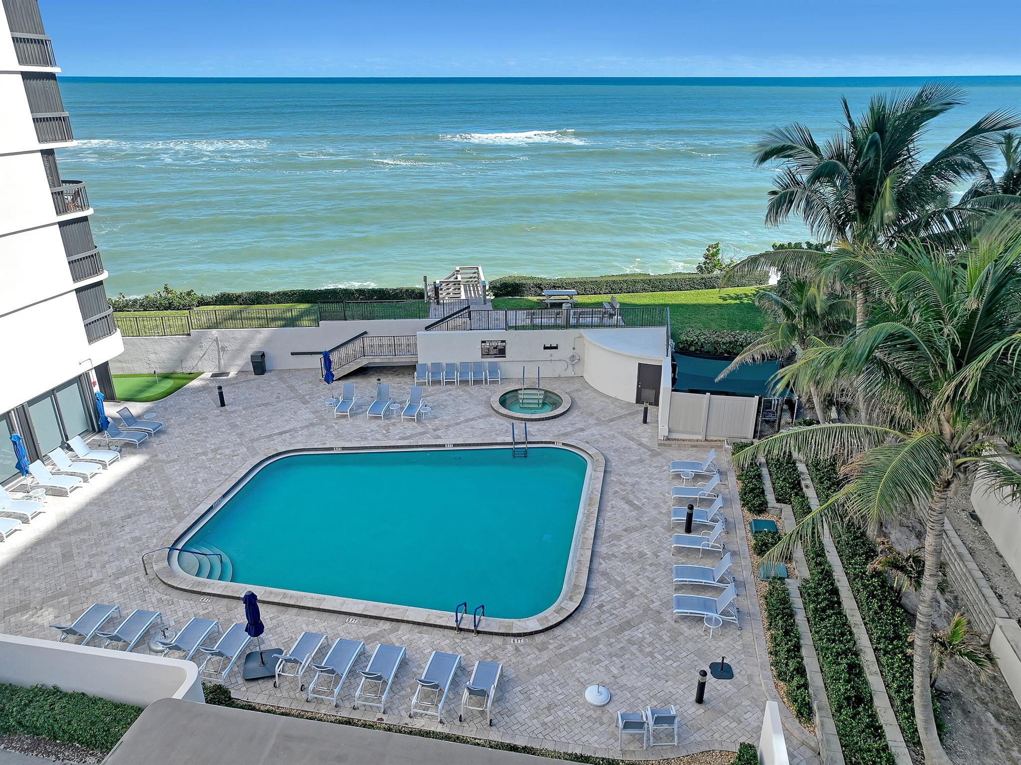 EASTPOINTE CONDO - Residential