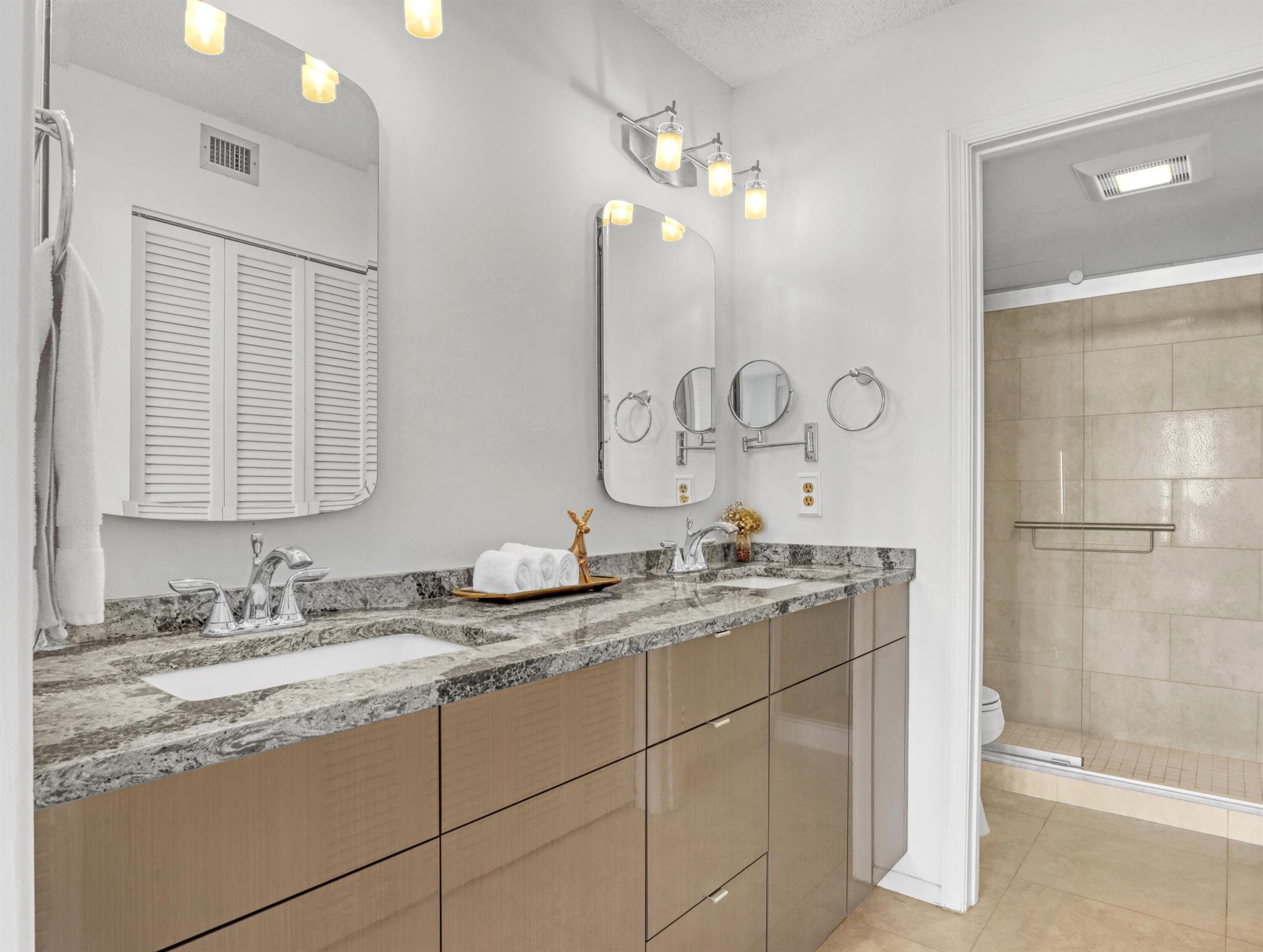 EASTPOINTE CONDO - Residential