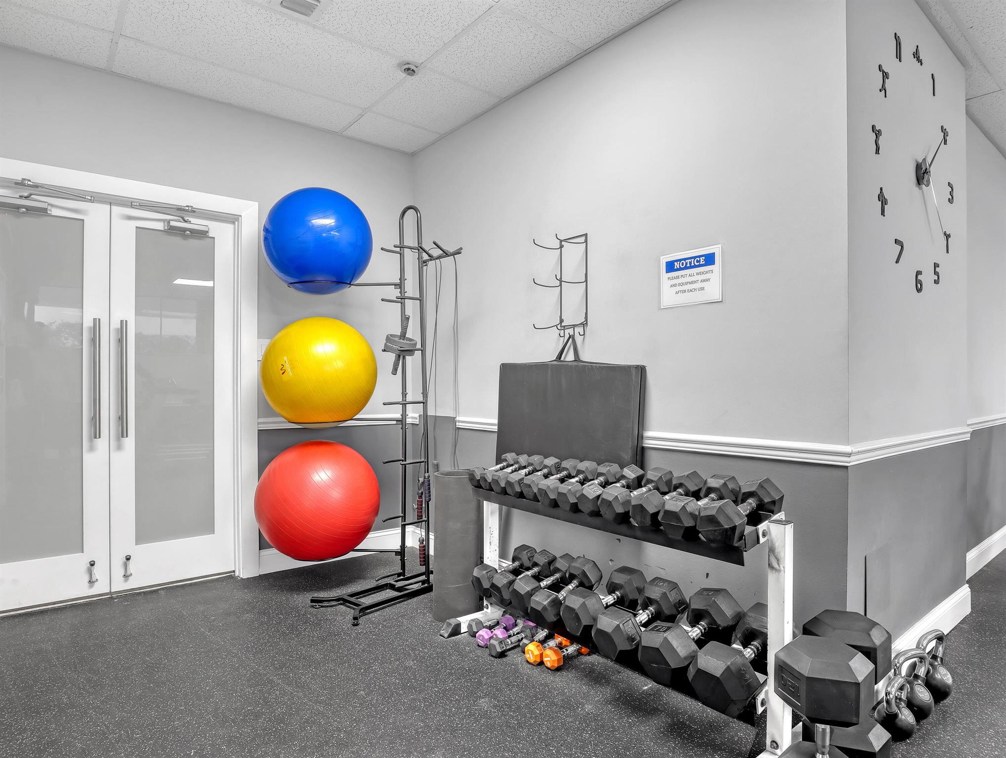 EASTPOINTE CONDO - Residential