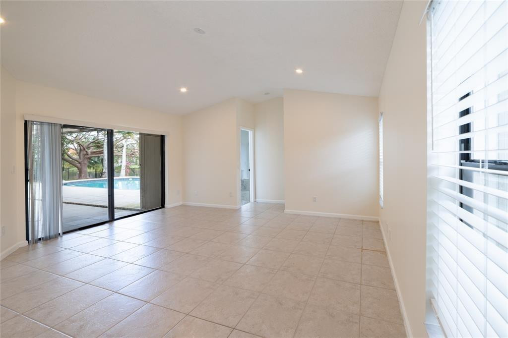 Jacaranda Prcl 274 132-8 - Residential