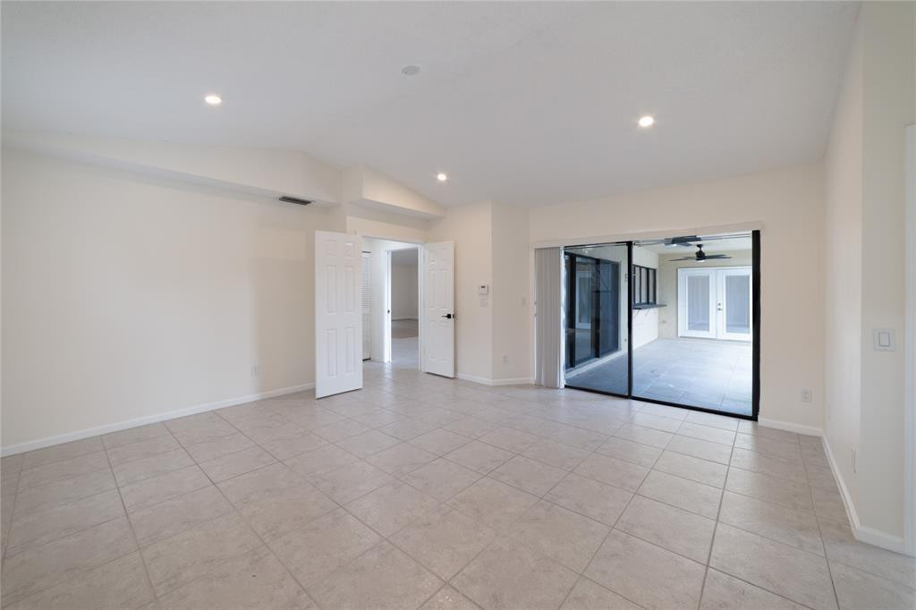 Jacaranda Prcl 274 132-8 - Residential