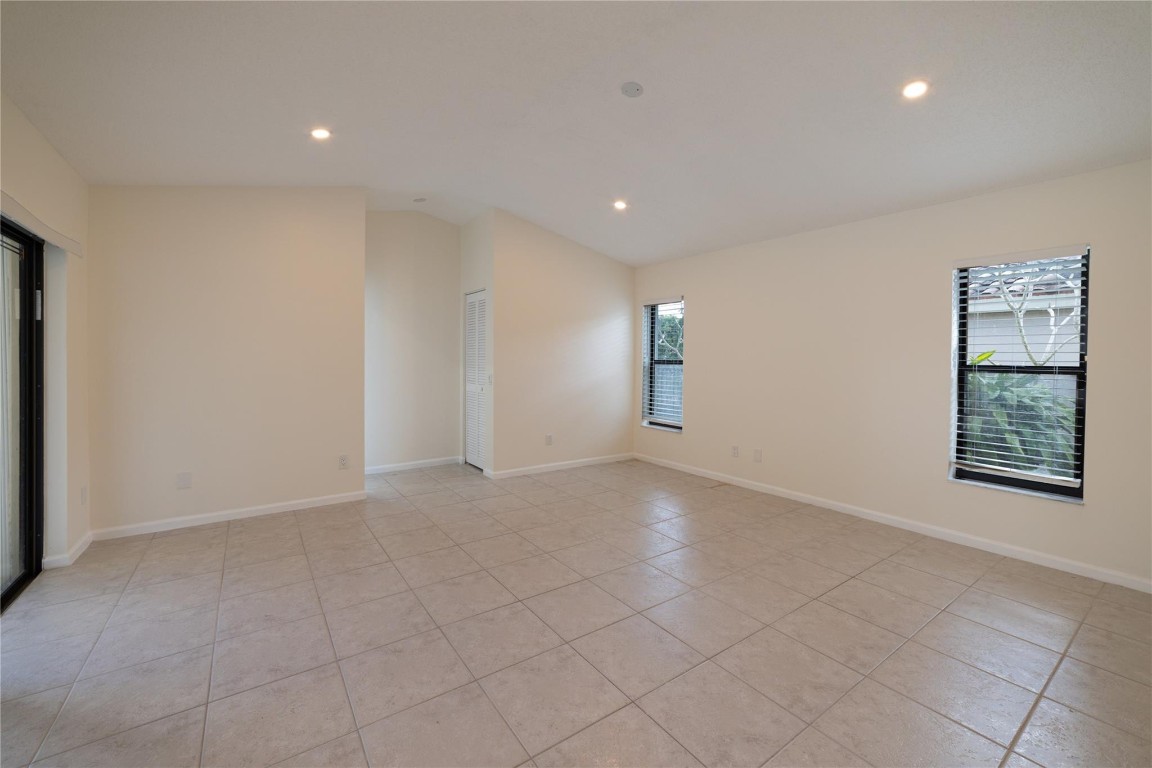 1260 NW 101st Avenue