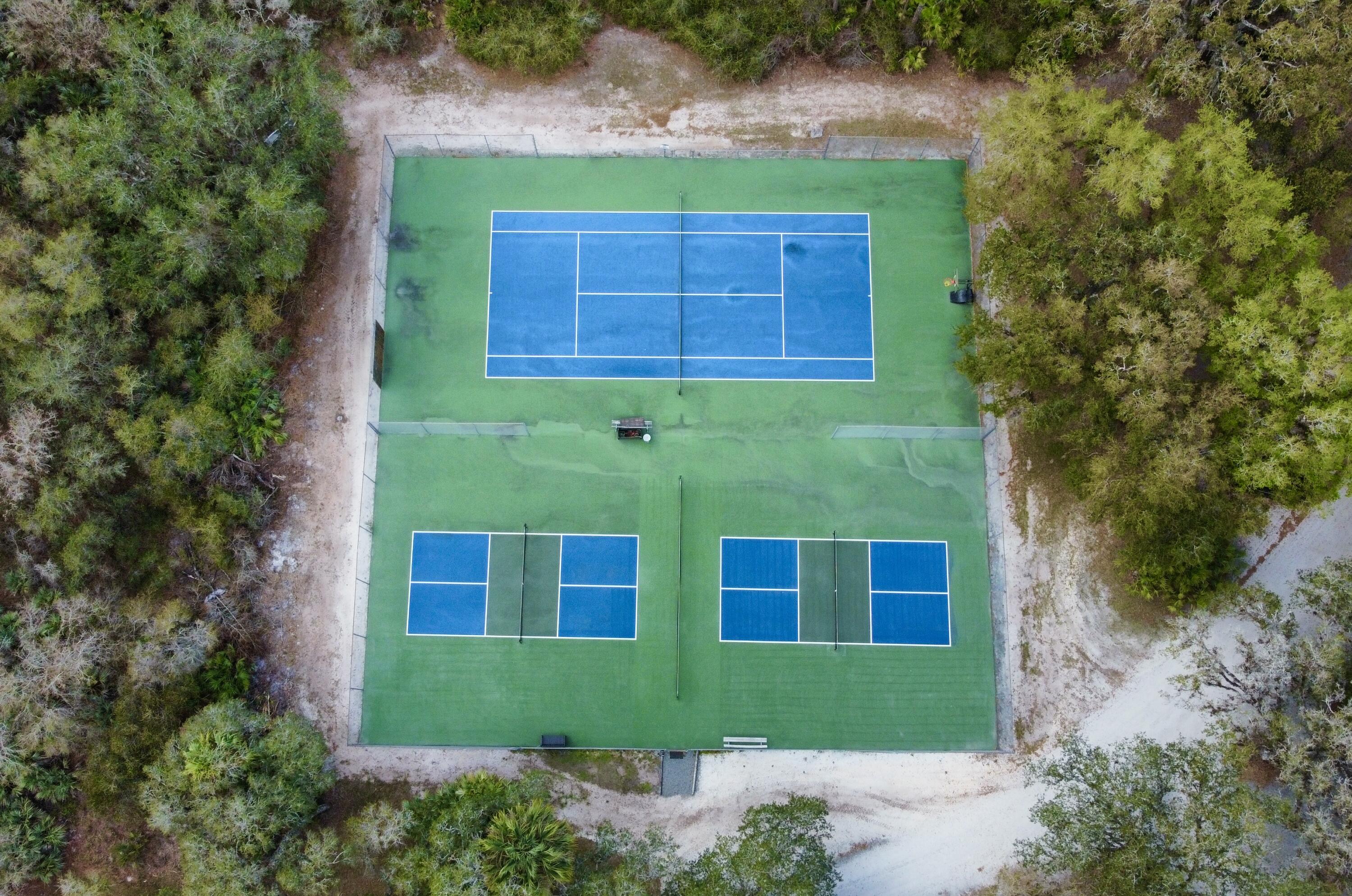 INDIAN HAMMOCK HUNT AND RIDING - Residential