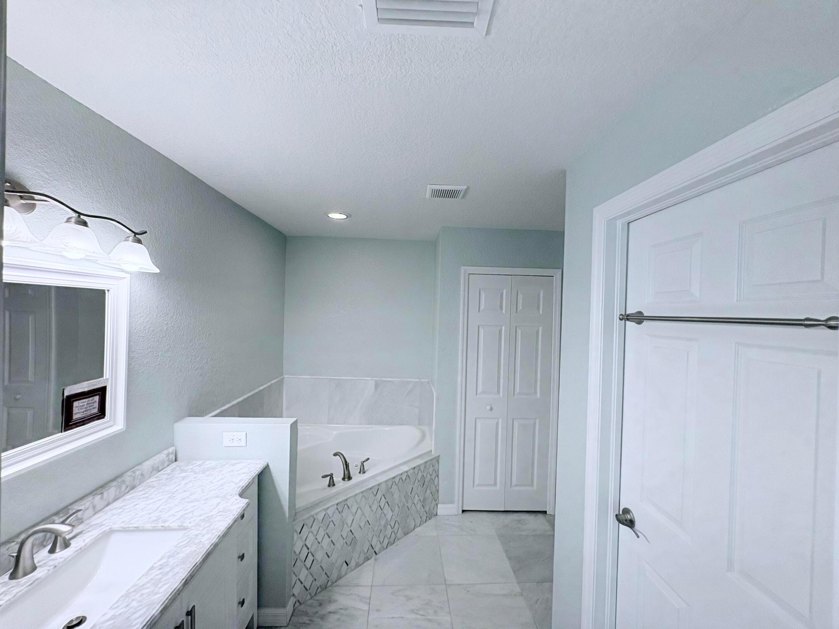 INDIAN HAMMOCK HUNT AND RIDING - Residential