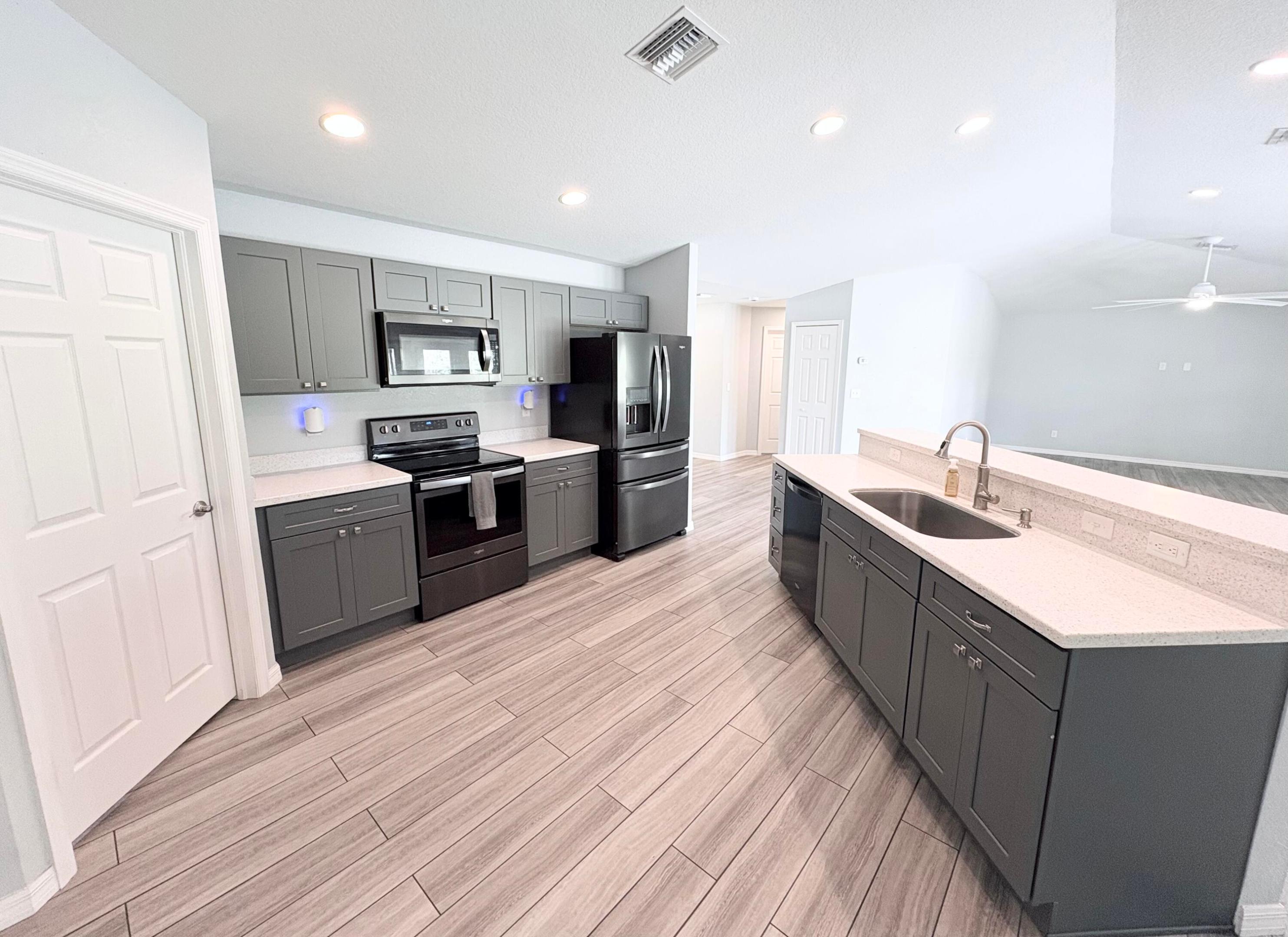 INDIAN HAMMOCK HUNT AND RIDING - Residential