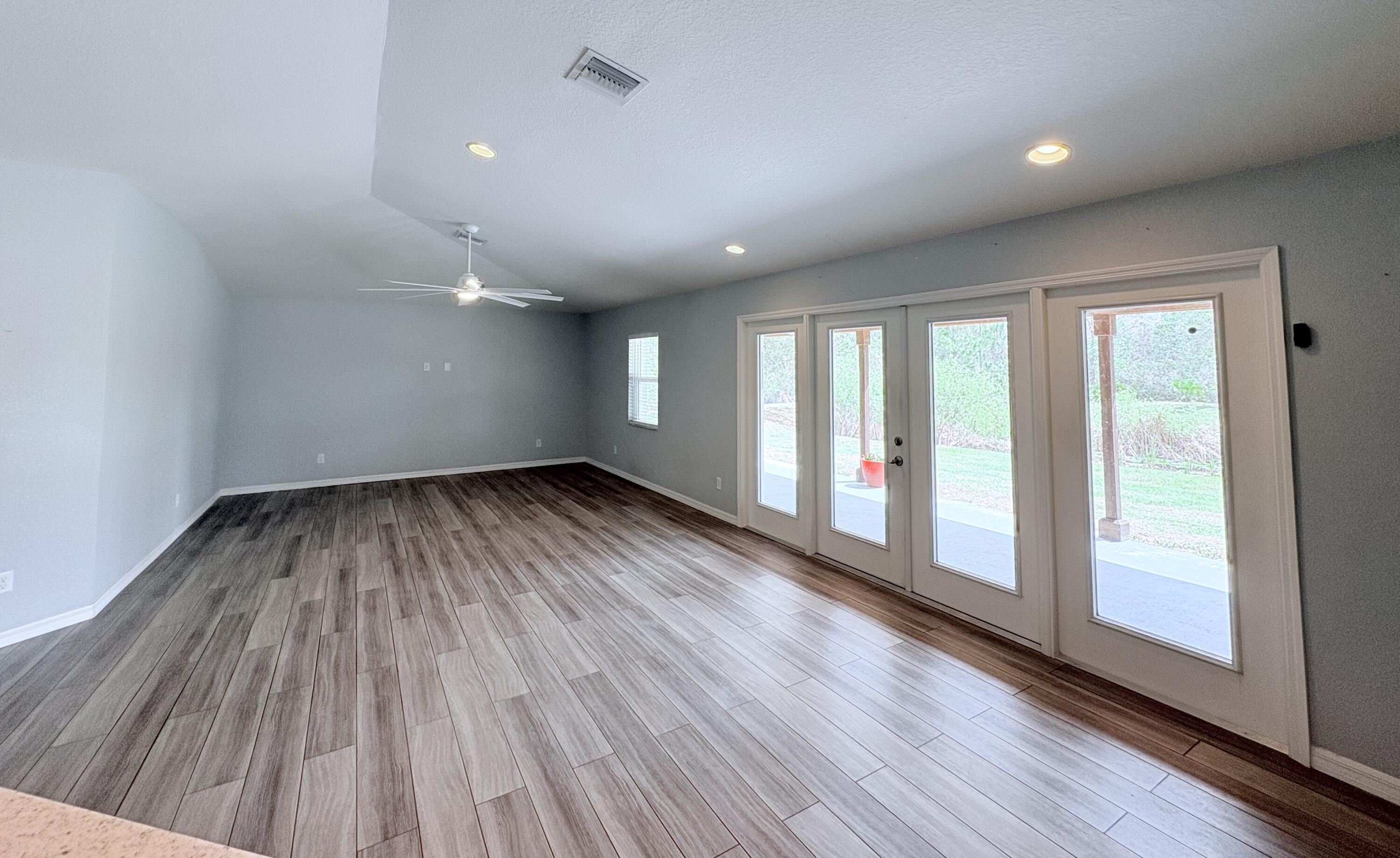 INDIAN HAMMOCK HUNT AND RIDING - Residential