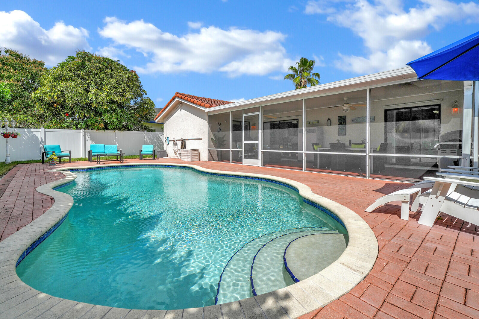 NOB HILL VILLAGE - Residential