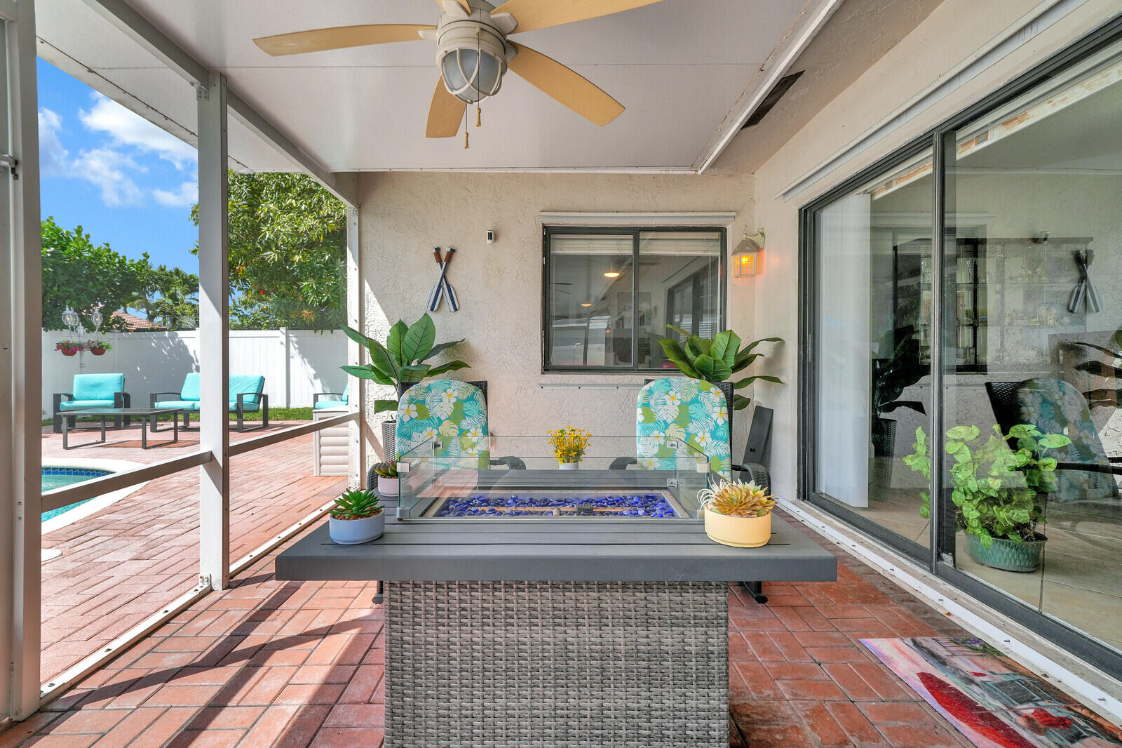 NOB HILL VILLAGE - Residential