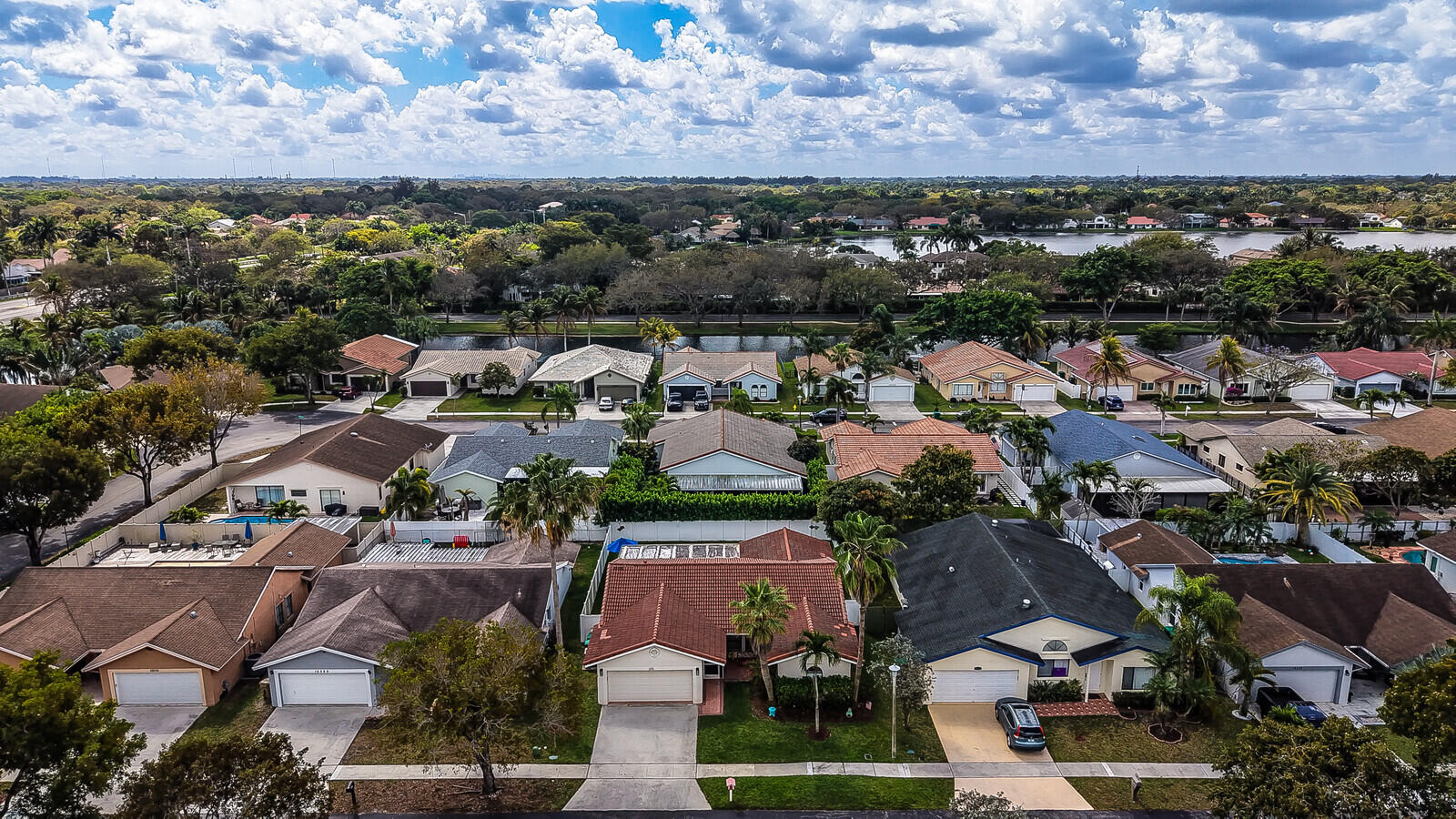 NOB HILL VILLAGE - Residential