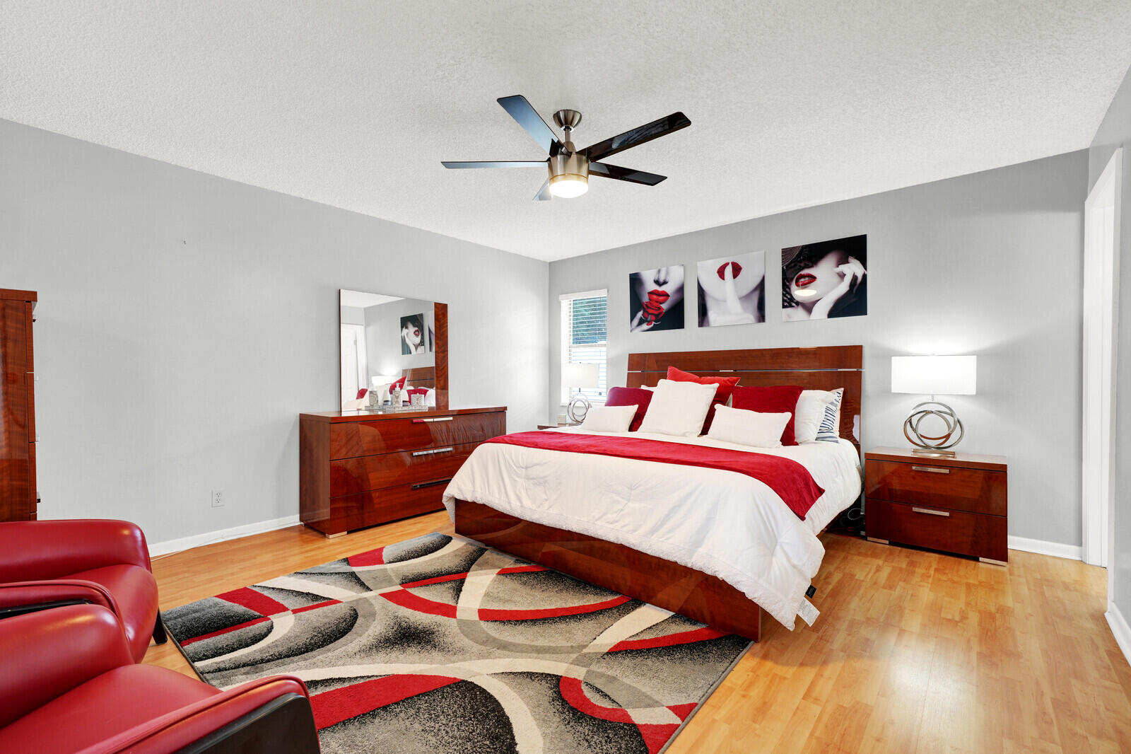 NOB HILL VILLAGE - Residential