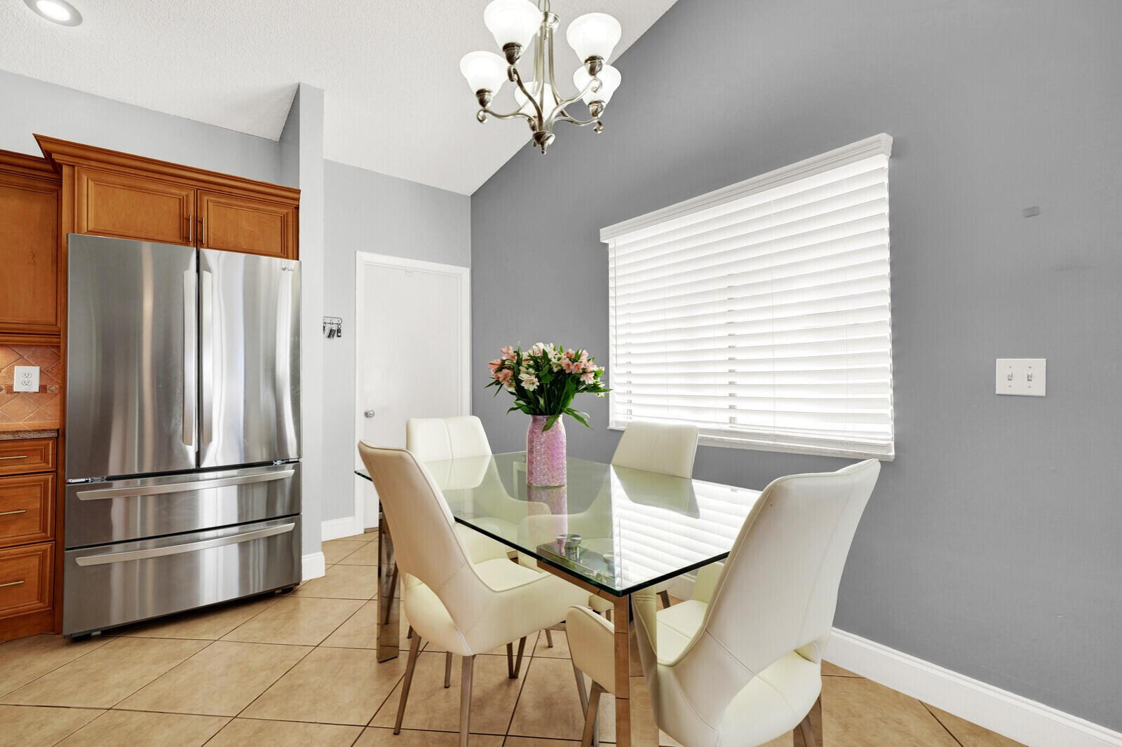 NOB HILL VILLAGE - Residential