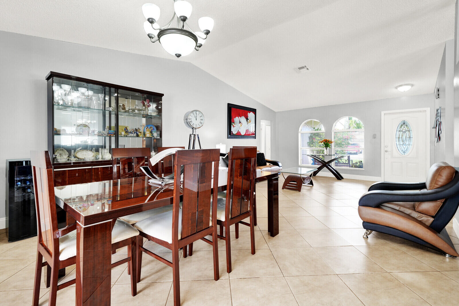 NOB HILL VILLAGE - Residential