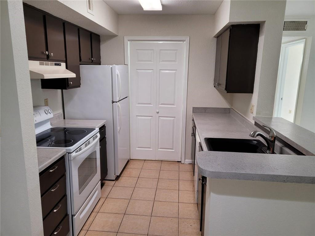 Savannah At Riverside Con - Residential Lease