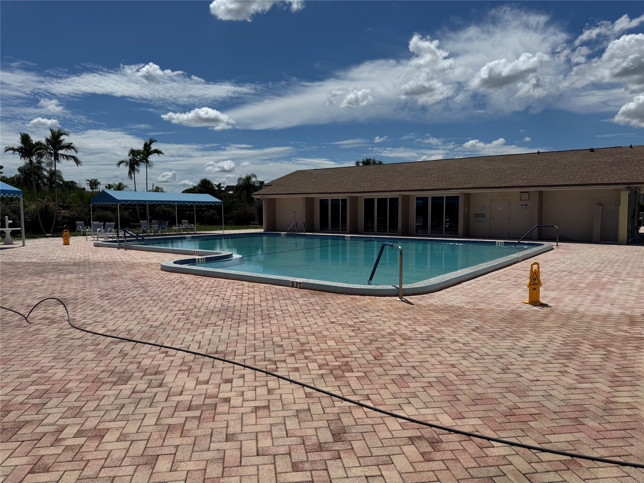Lakeside Village Condo 07 - Residential Lease