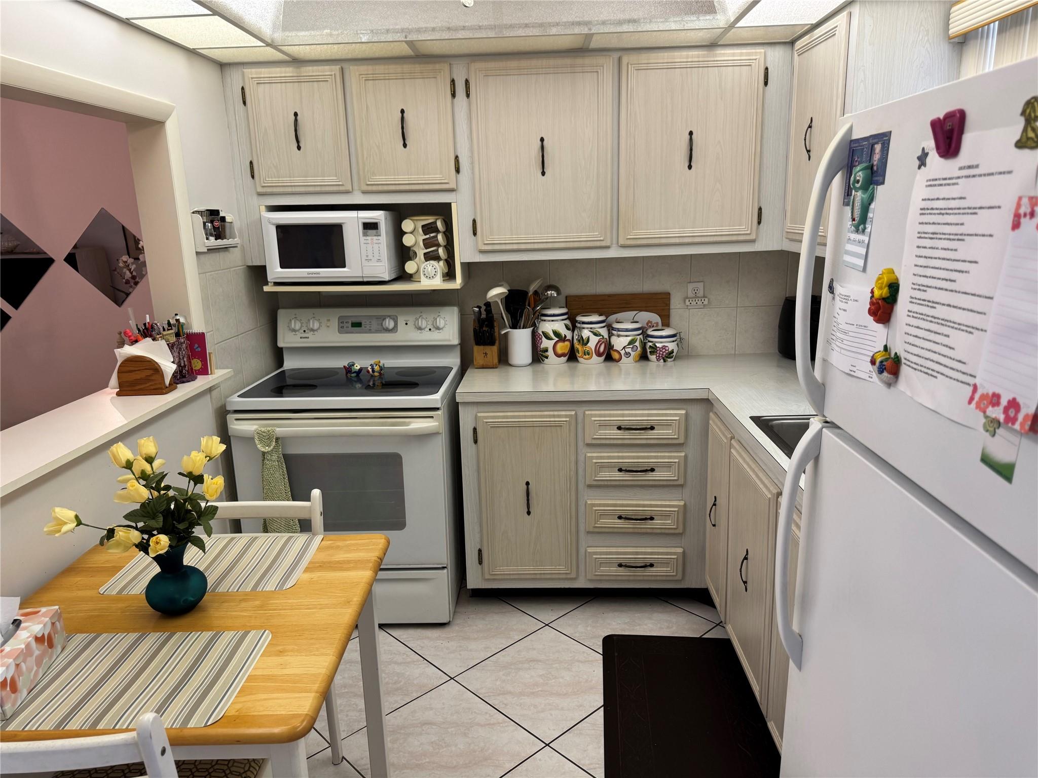 Lakeside Village Condo 07 - Residential Lease