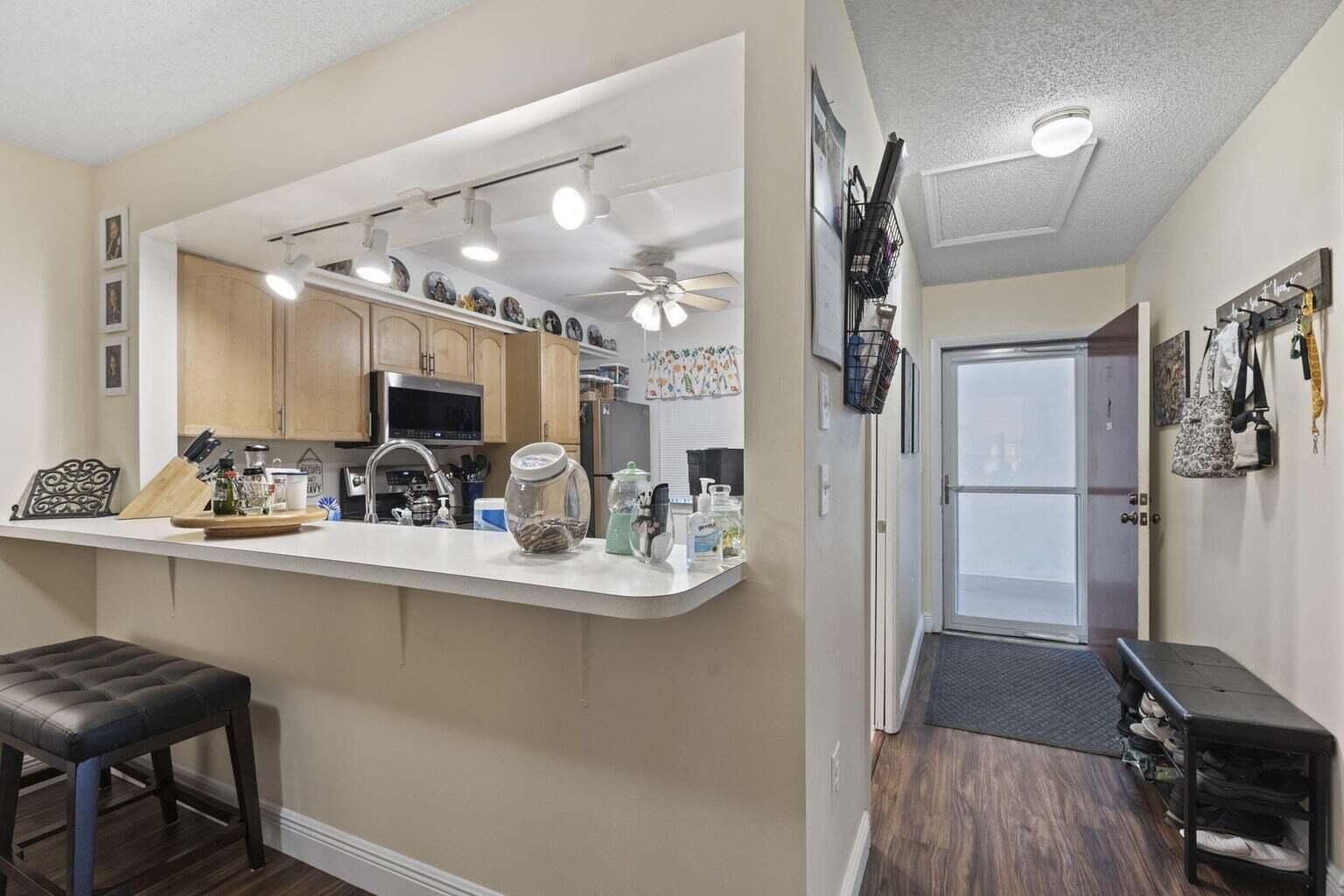 INLET HOUSE CONDOMINIUM - Residential